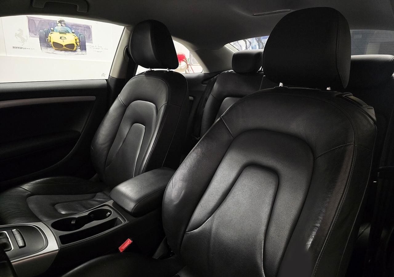 Audi A5 2.0 TFSI 180 CV Ambition