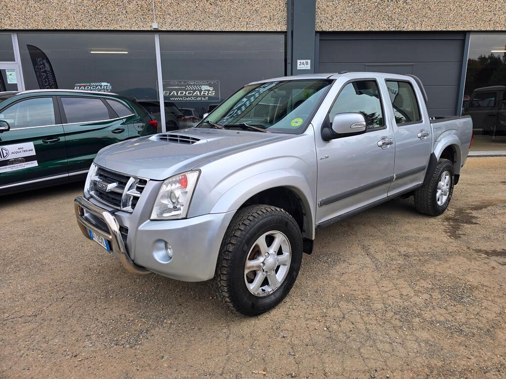 Isuzu D-Max 3.0 TDI 163CV CREW CAB "LS"
