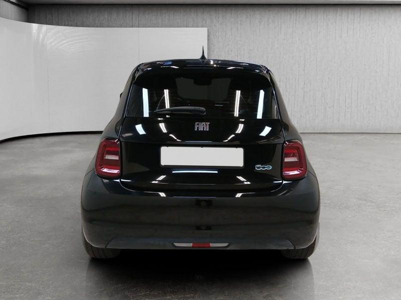 FIAT 500 500e 42 kWh Icon +