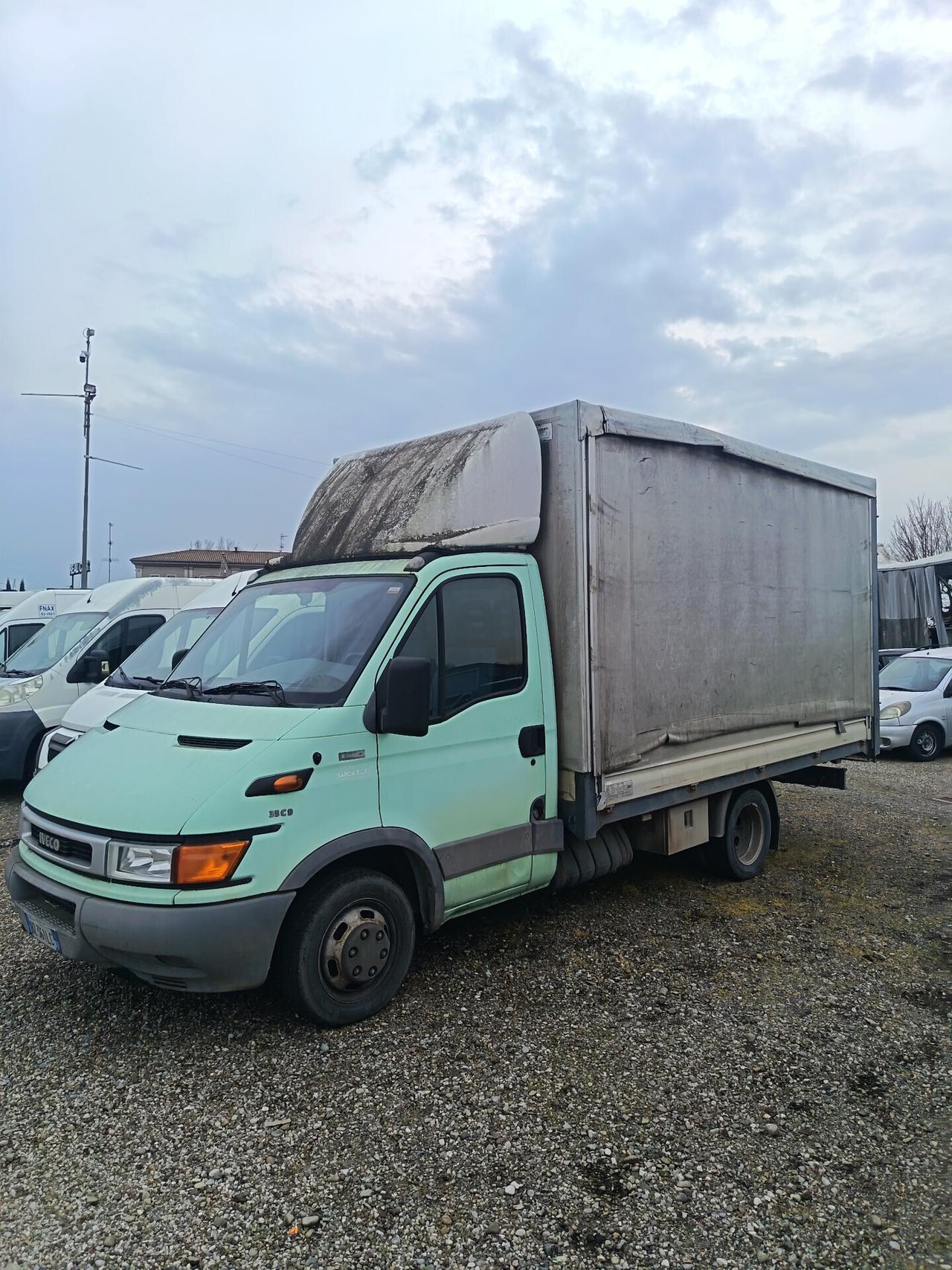 Iveco 35c9 telonato