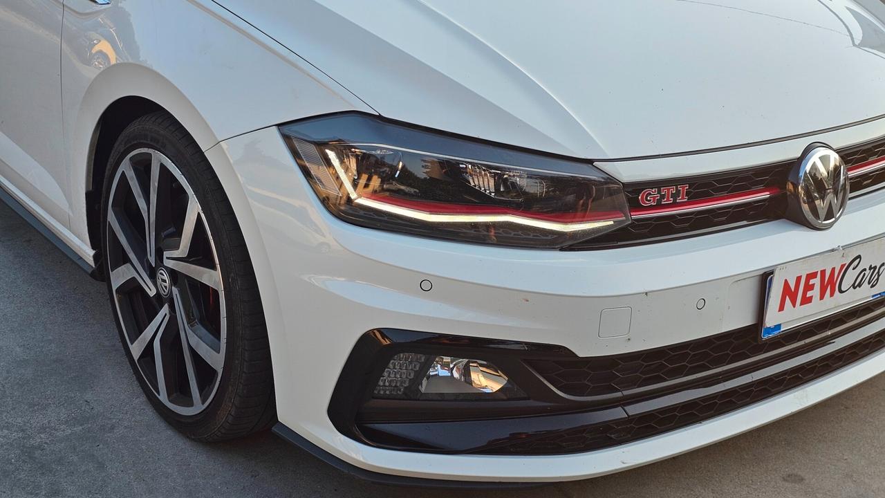 Volkswagen Polo 2.0 TSI DSG GTI BlueMotion Technology