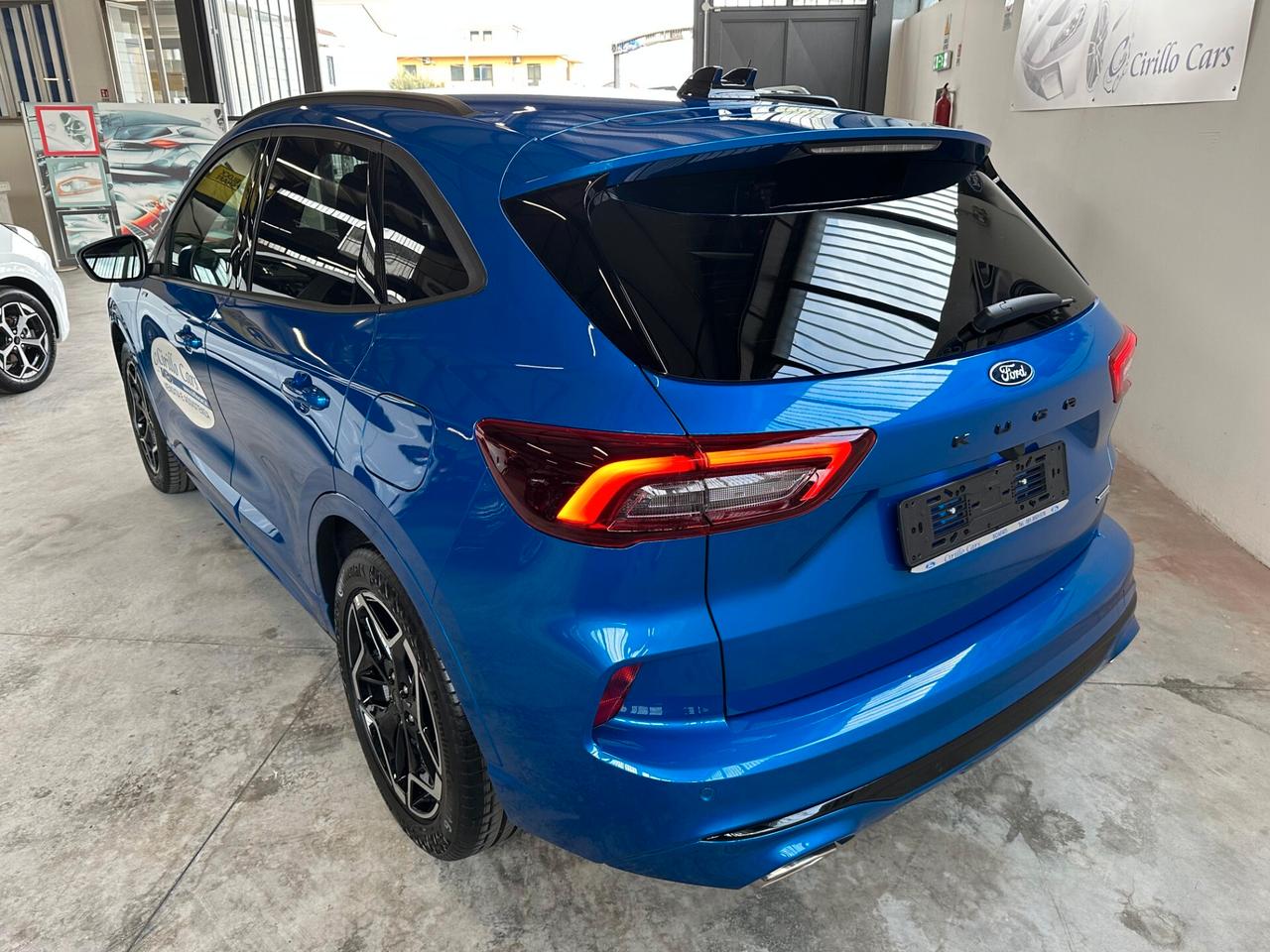 Ford Kuga 2.5 Full Hybrid 180 CV CVT 2WD ST-Line