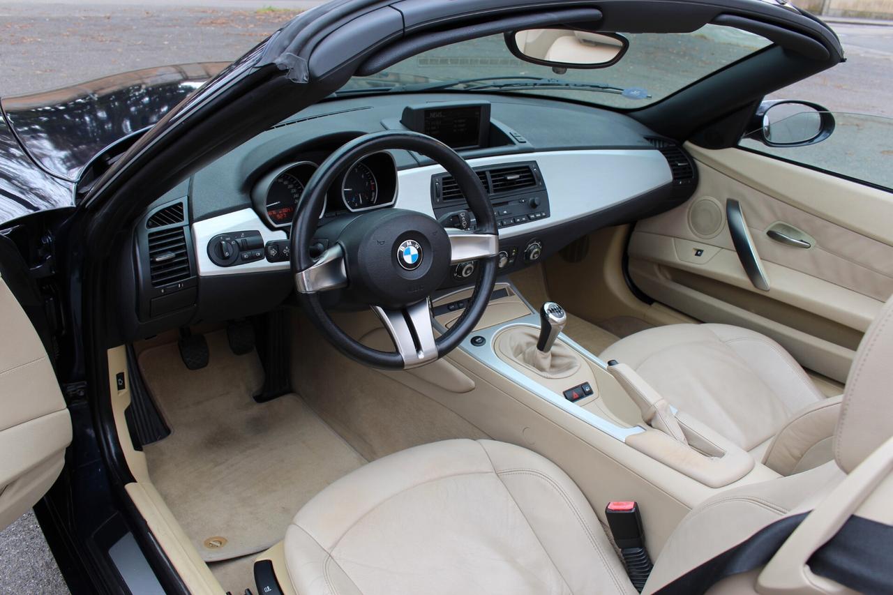 Bmw Z4 3.0si Roadster*Bi-Xenon/Navi/Cerchi da 18*Stupenda