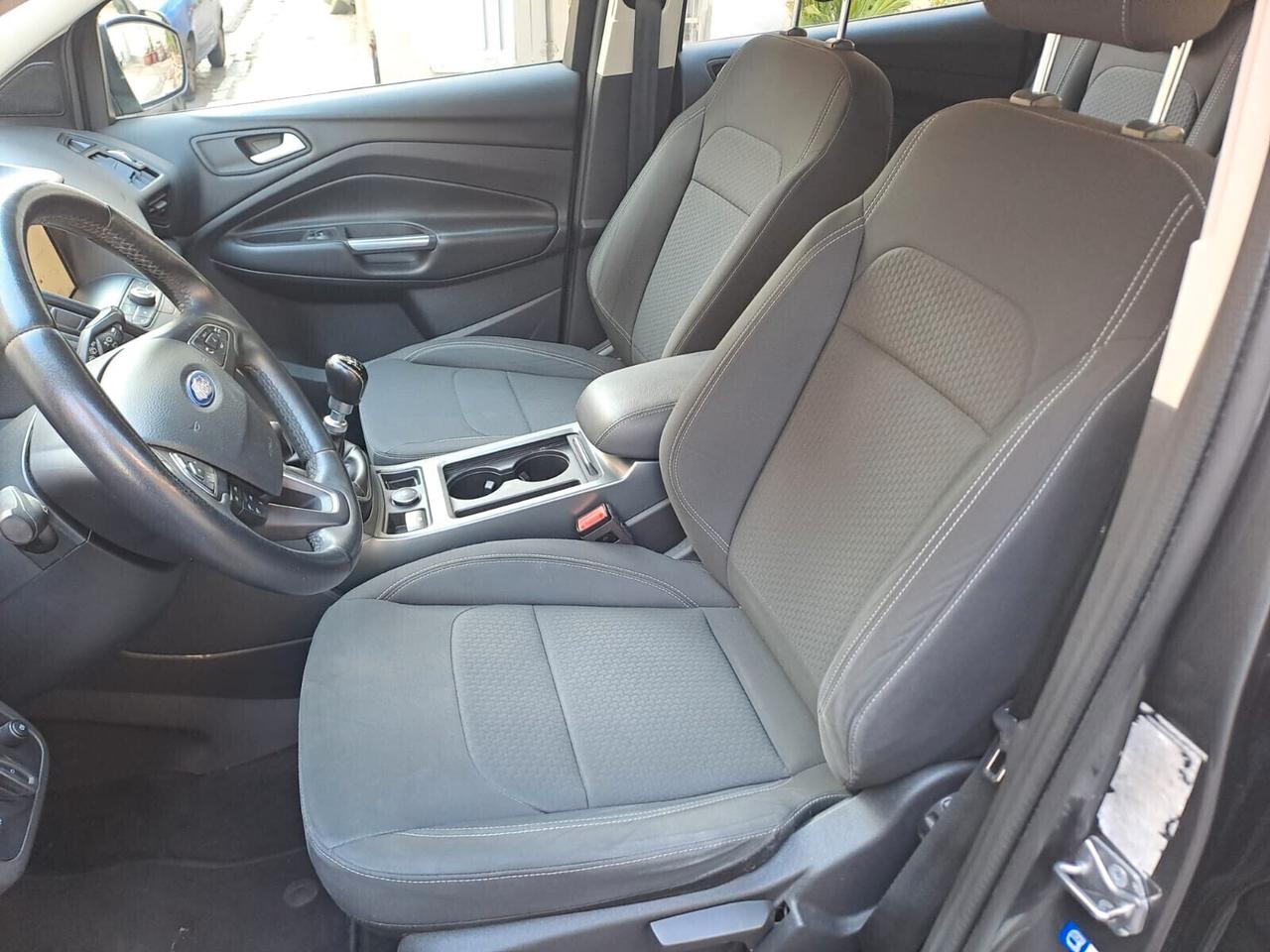 Ford Kuga 2.0 TDCI 4WD Tagliandi certificati