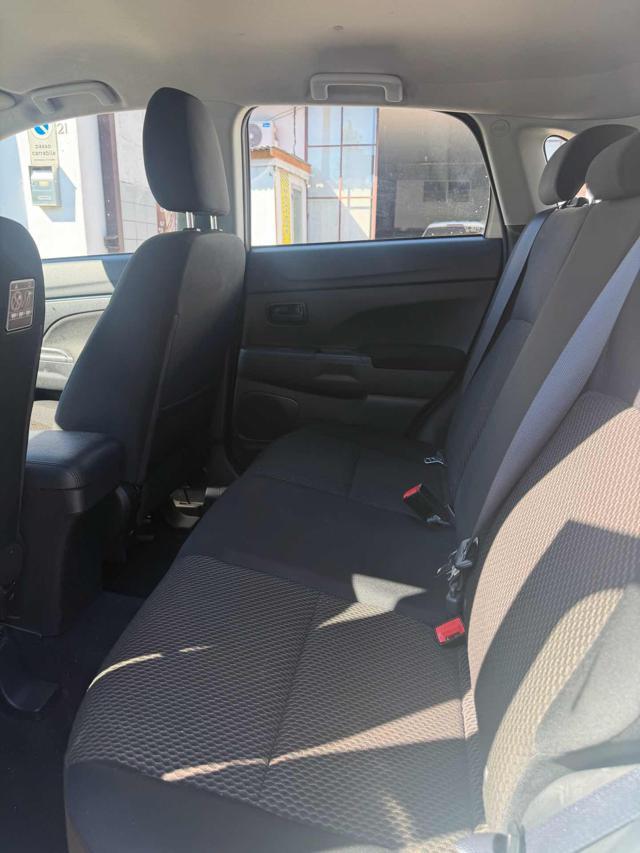 MITSUBISHI ASX 1.6 DI-D 114 CV 2WD Invite Navi