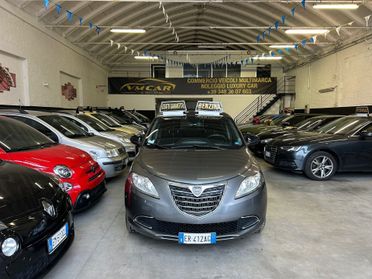 Lancia Ypsilon 1.2 69 CV 5 porte S&S Platinum