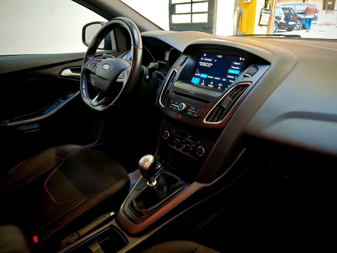 Ford Focus 1.5 TDCi ST-Line 120cv Euro 6B