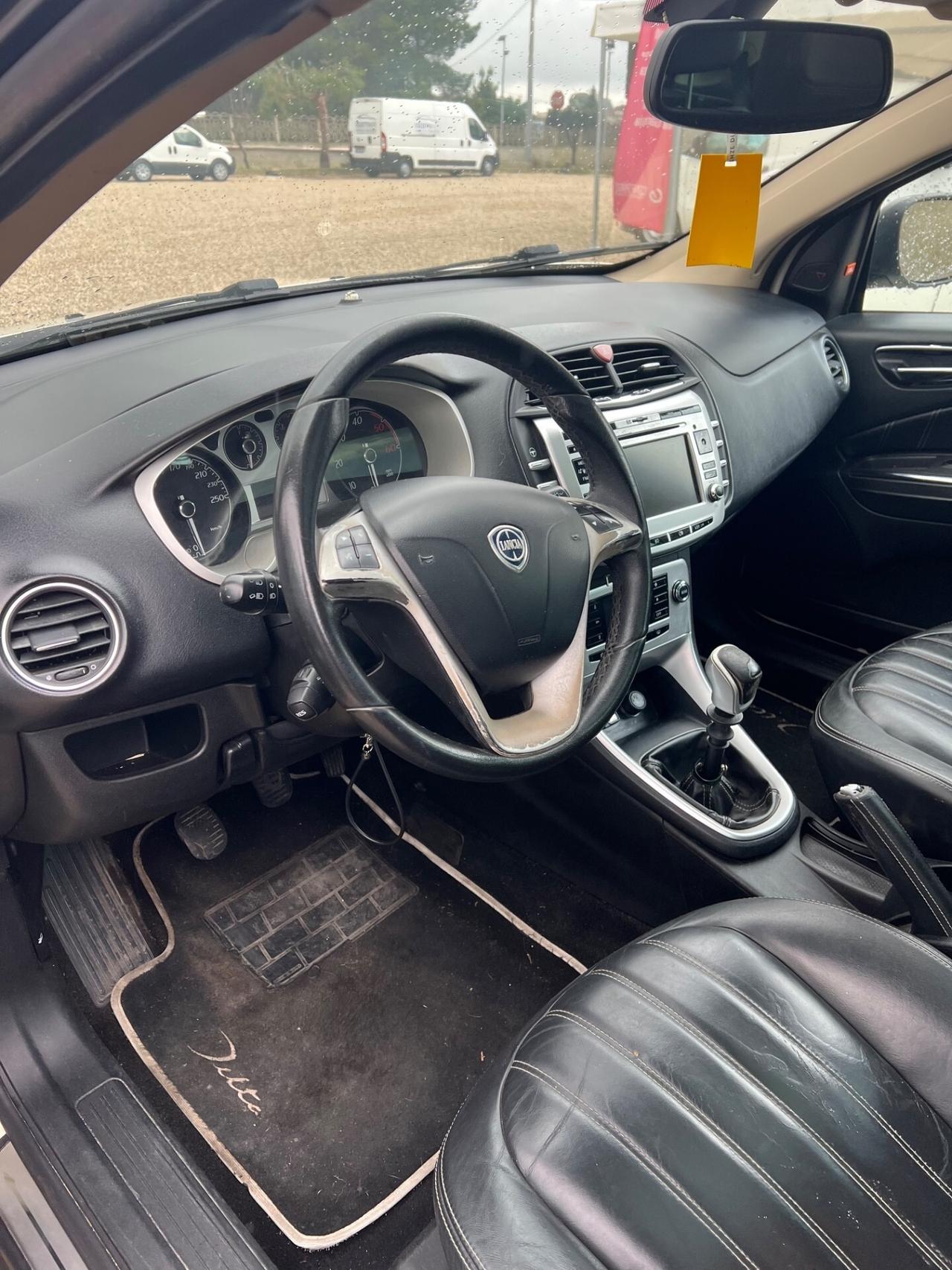 Lancia Delta 1.6 MJT DPF Argento