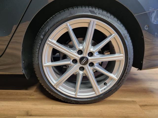 AUDI A3 Sedan 35 TFSI S tronic Business Advanced