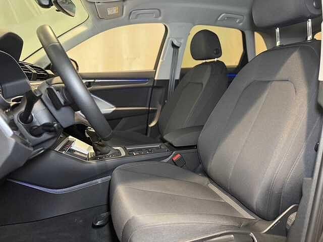 Audi Q3 35 TDI S tronic Identity Black