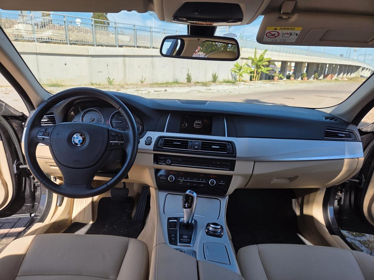 Bmw 525 525d xDrive Touring Luxury