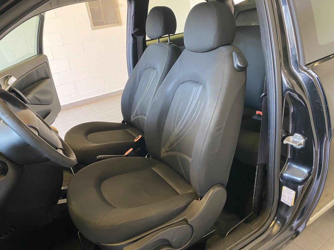 Lancia Ypsilon 1.2 69 CV GPL Platinum