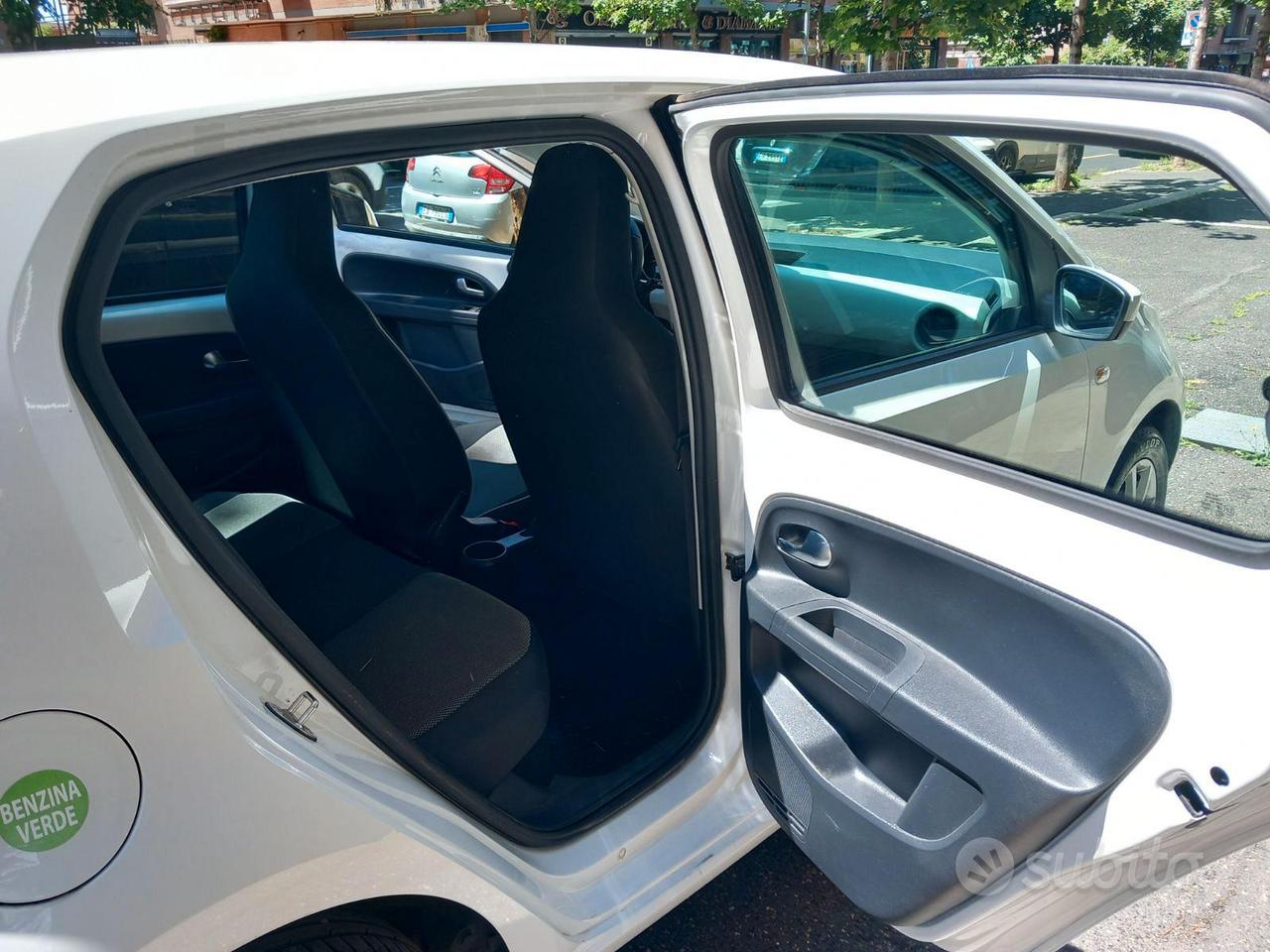 SEAT MII CHIC ADATTA A NEOPATENTATI