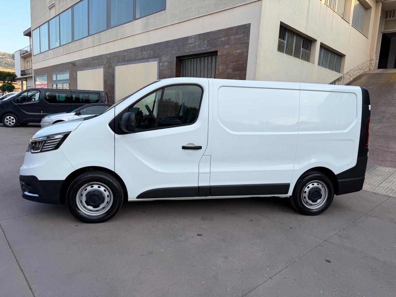 Renault Trafic T27 2.0 dCi 150CV PC-TN Furgone Start