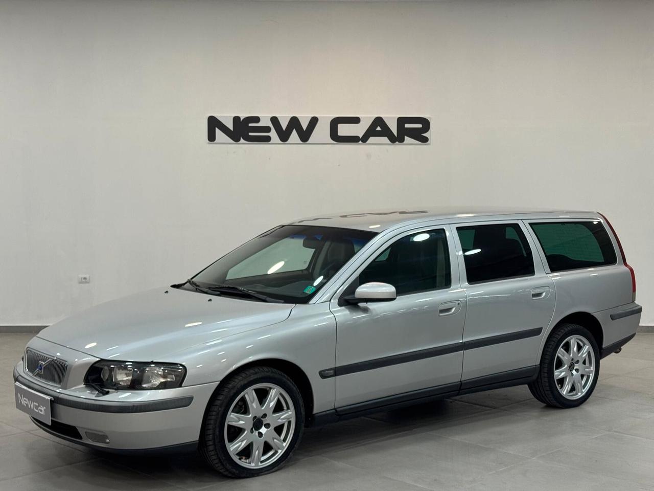 Volvo V70/XC70 XC70 2.4 D5 20V cat aut. AWD Optima