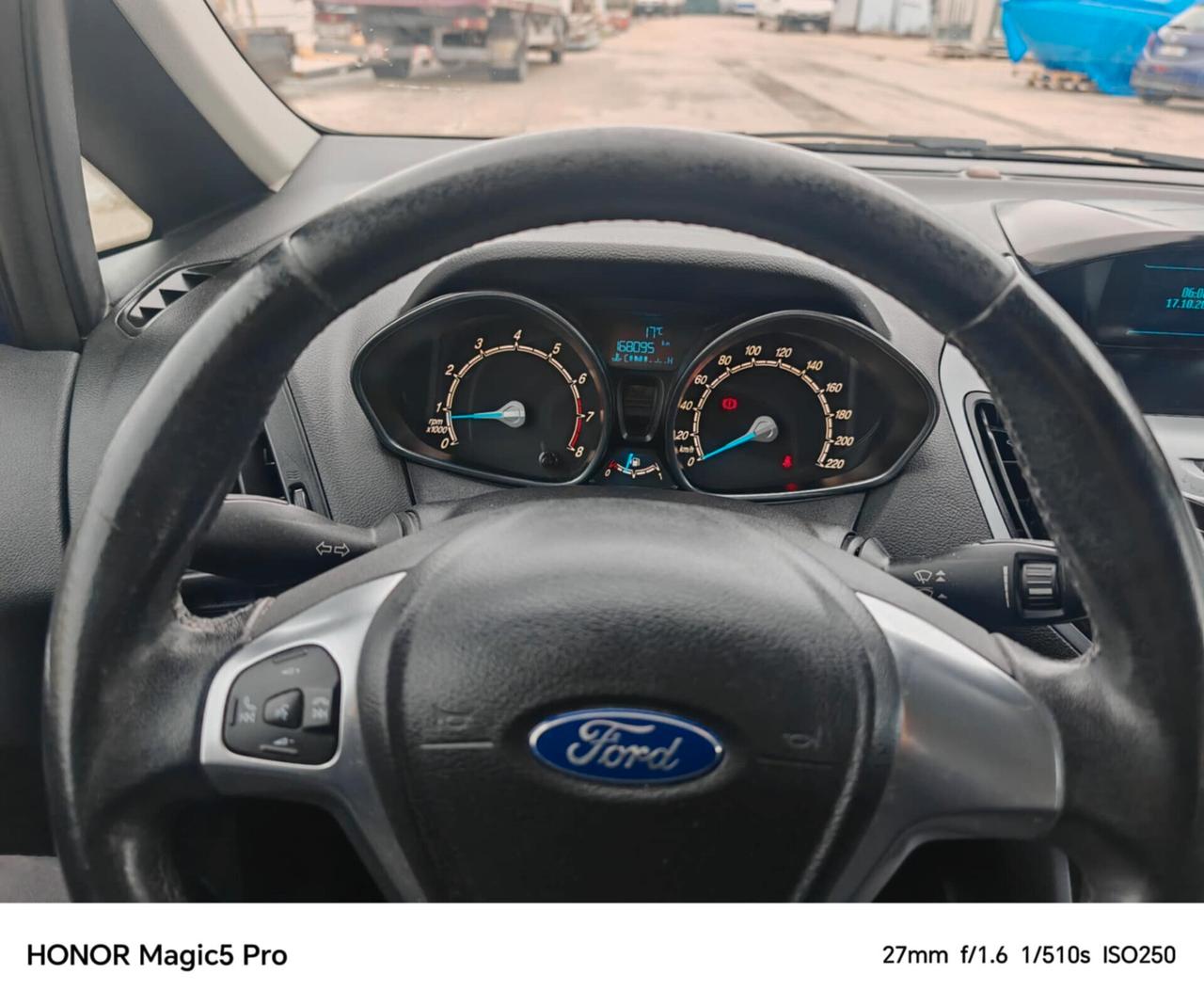 Ford B-Max 1.4 90 CV GPL Business Titanium