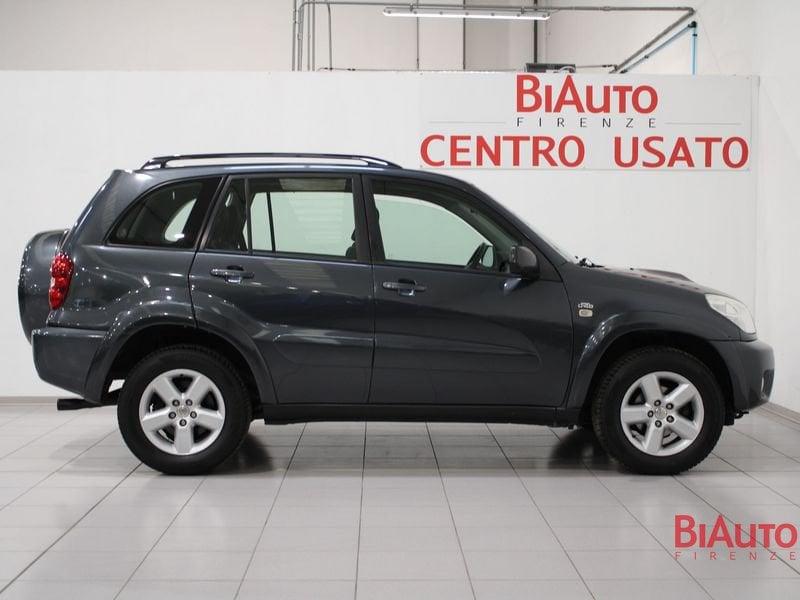Toyota RAV4 2.0 D-4D SOL 5p