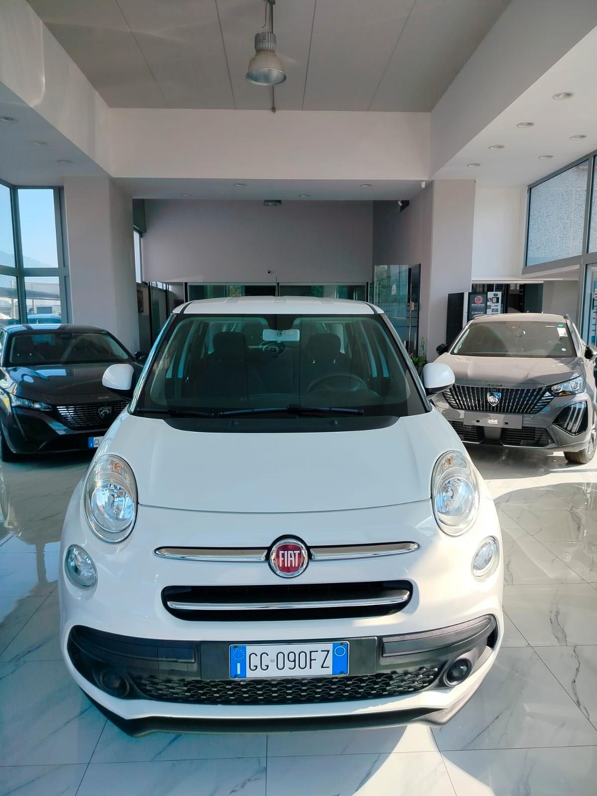 Fiat 500L Pro 1.6 MJT 120CV Mirror