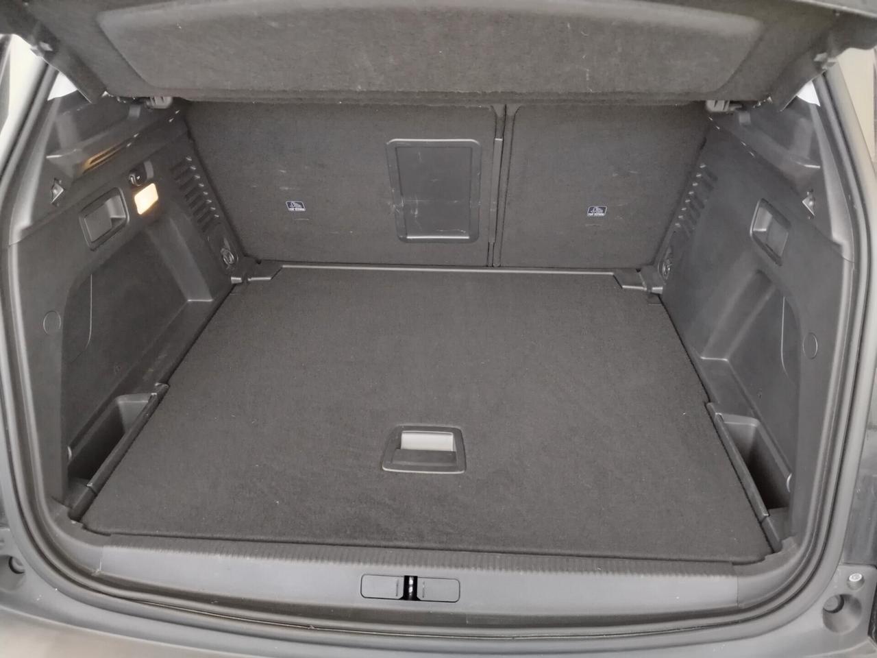 Peugeot 3008 BlueHDi 130 S&S Business