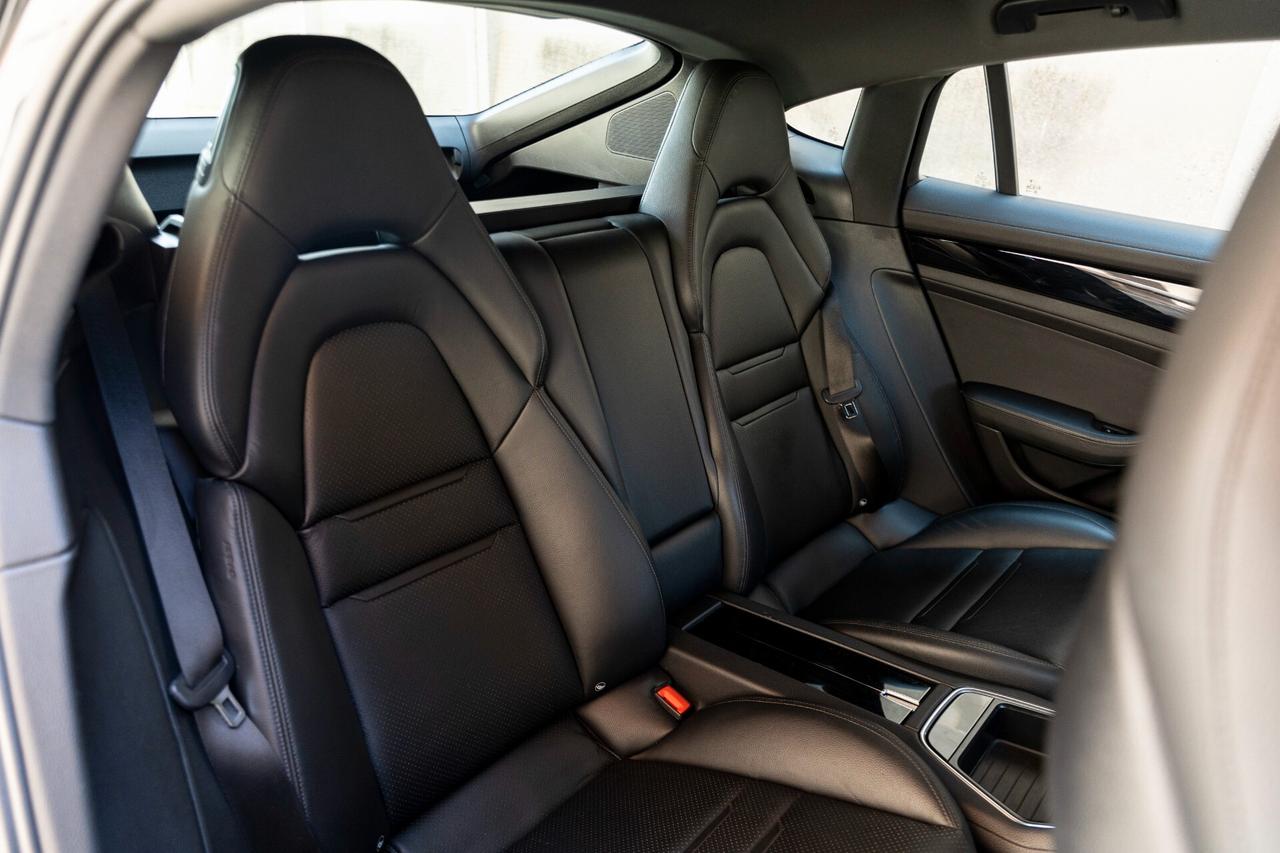 Porsche Panamera 2.9 4