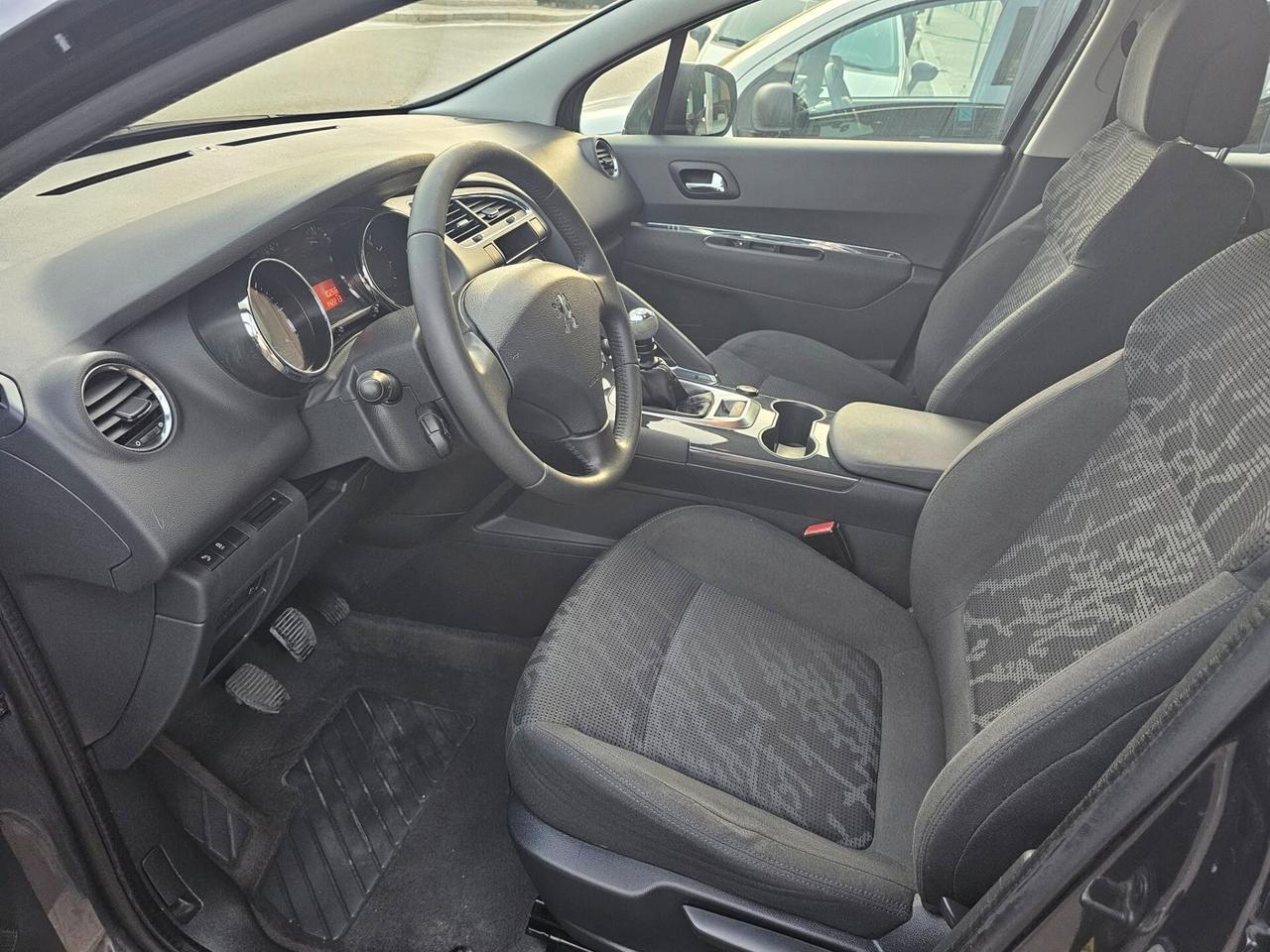PEUGEOT 3008 1.6 HDI 115CV BUSINESS