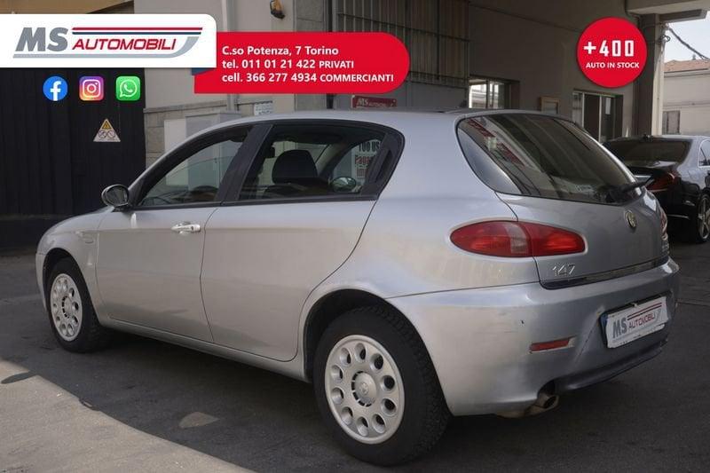 Alfa Romeo 147 Alfa Romeo 147 5p 1.6 ts 16v BlackLine 105cv ANNO 2005