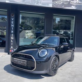 Mini Cooper C Favoured KM ZERO 06/2026