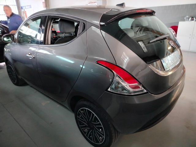 LANCIA Ypsilon 1.0 FireFly 5 porte S&S Hybrid Oro