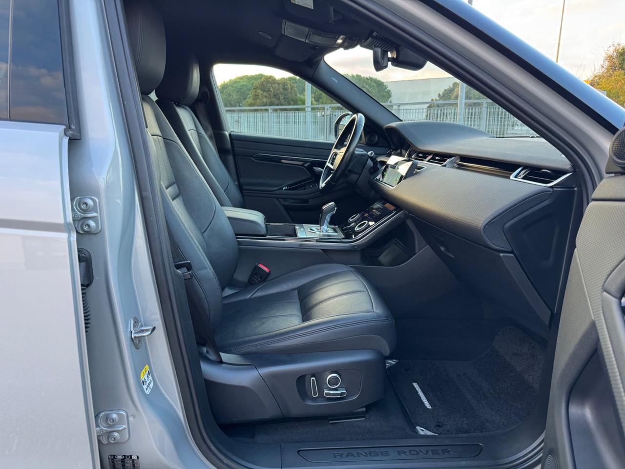 Land Rover Range Evoque 2.0D I4 163 CV AWD Auto SE