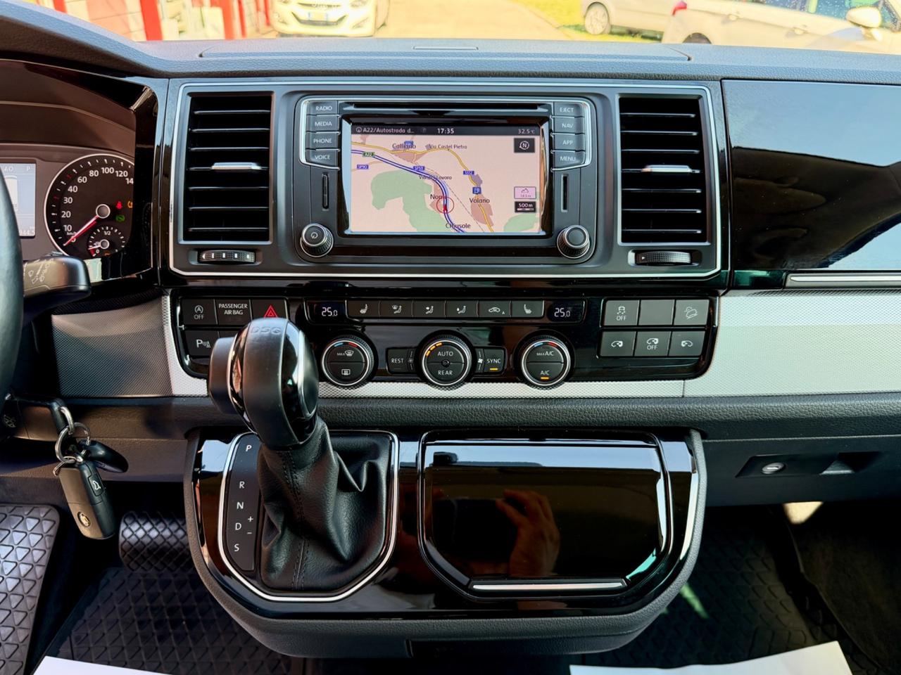 Volkswagen Multivan T6 4x4 BULLI - FULL