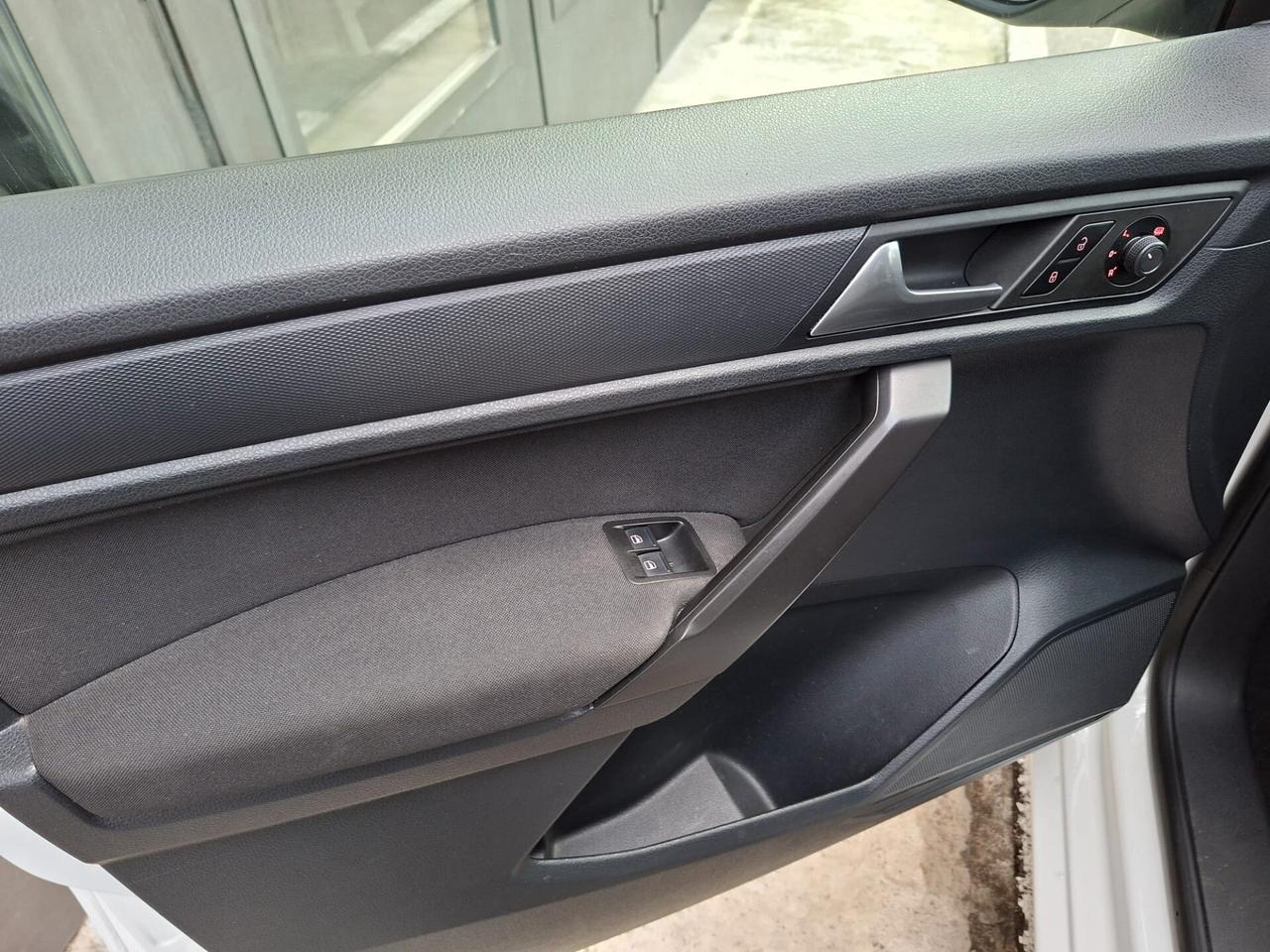 Volkswagen Caddy 1.6 TDI 102 CV 5p. Comfortline