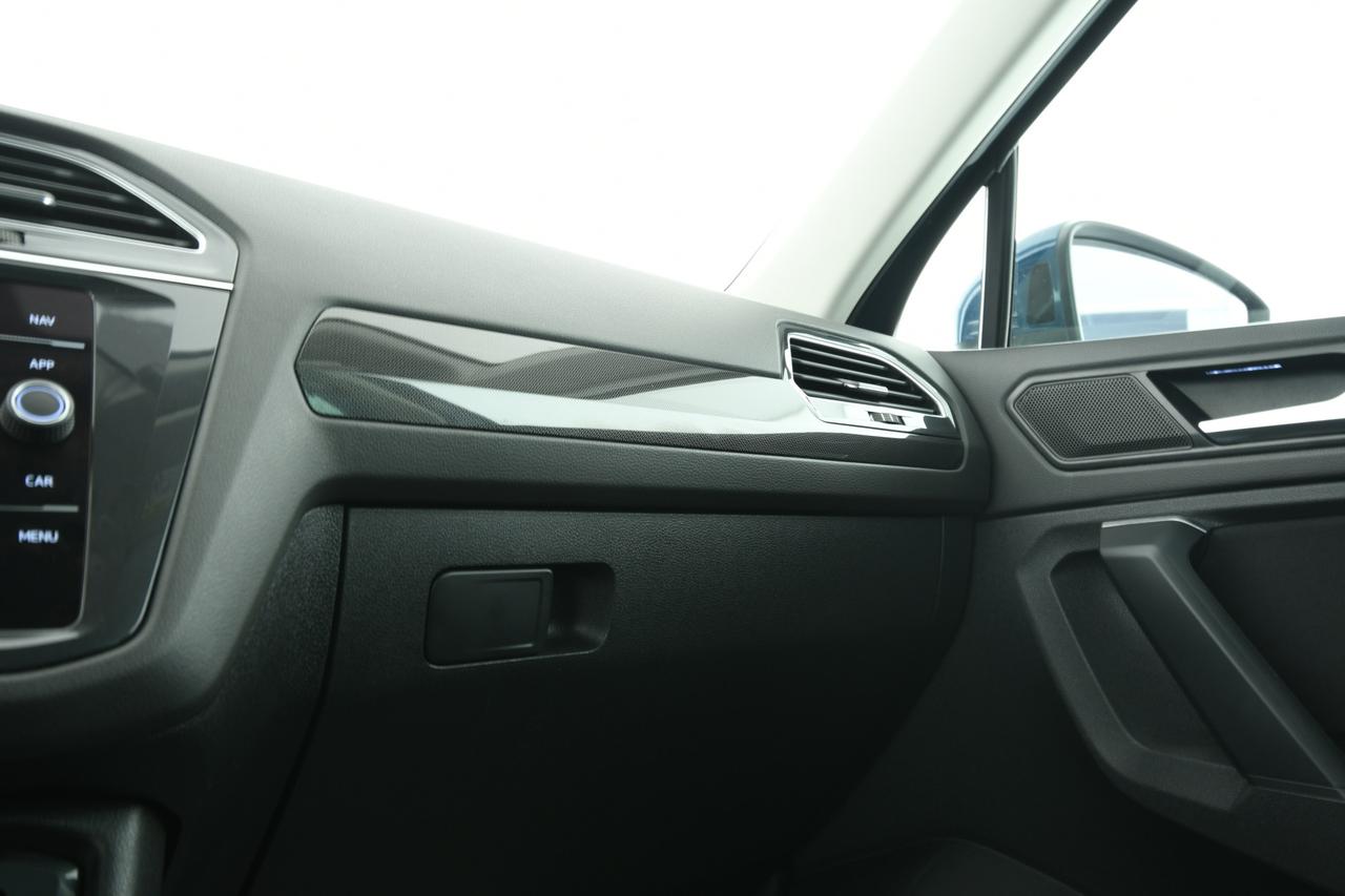 VOLKSWAGEN Tiguan 2.0 tdi Elegance 150cv dsg CAMERA+ACC+APP CONNECT