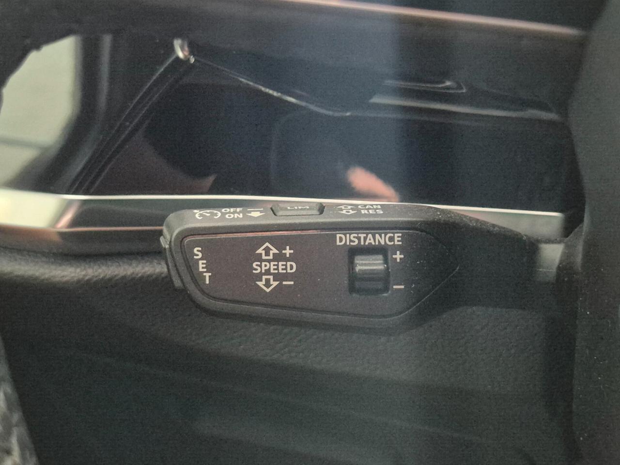 Audi Q3 RS quattro S tronic 2023 - FULL SERVICED