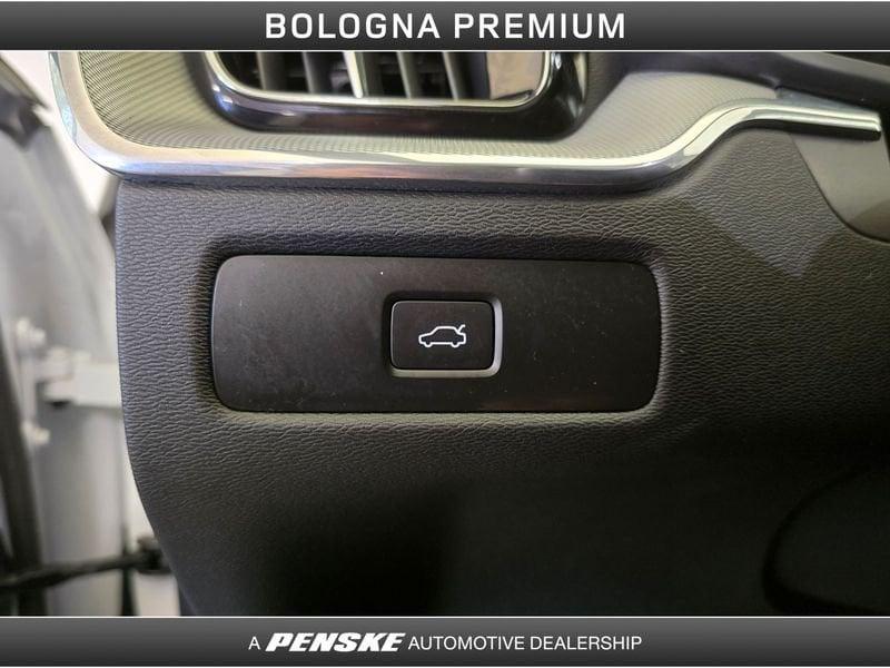 Volvo XC60 XC60 B4 (d) automatico Plus Bright