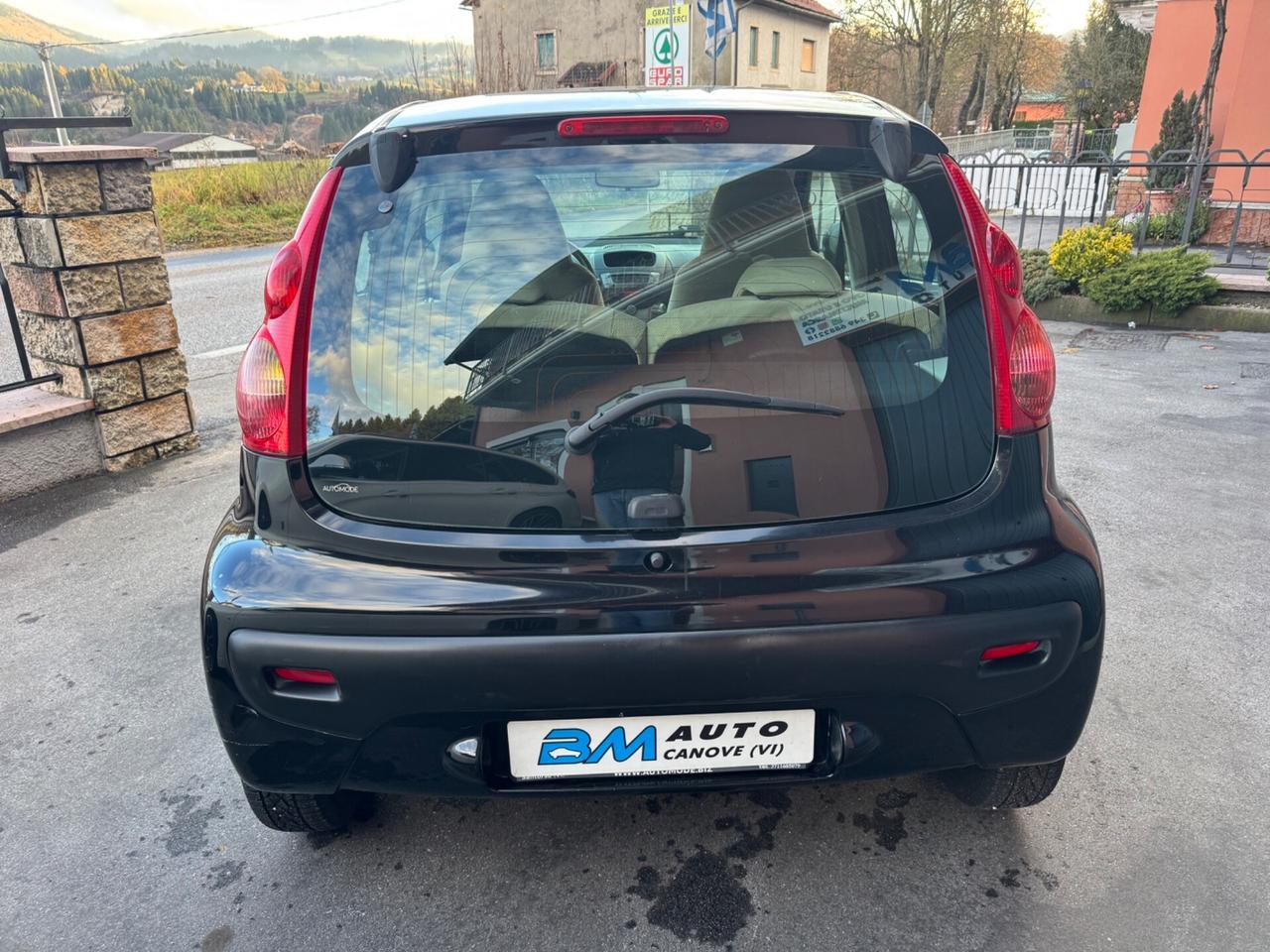 Peugeot 107 1.0 68CV 5p. Sweet Years