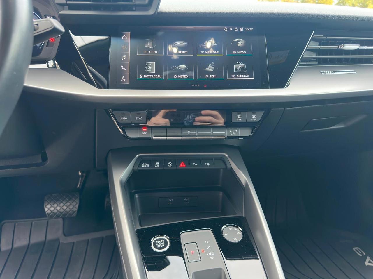 Audi A3 SPB 30 g-tron S tronic line edition