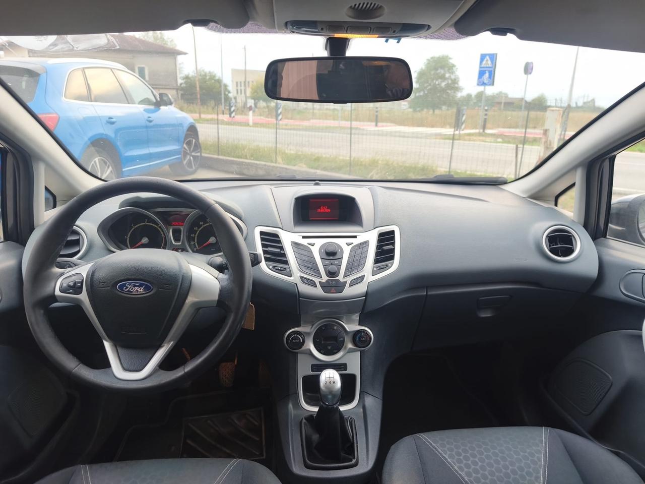 Ford Fiesta 1.4 TDCi 5p. Titanium