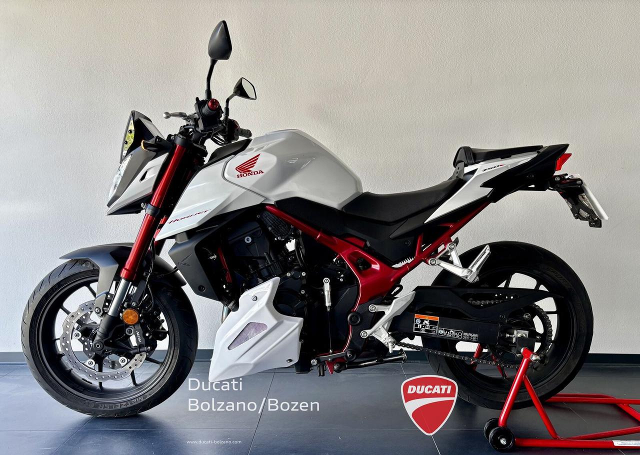Honda Hornet 750