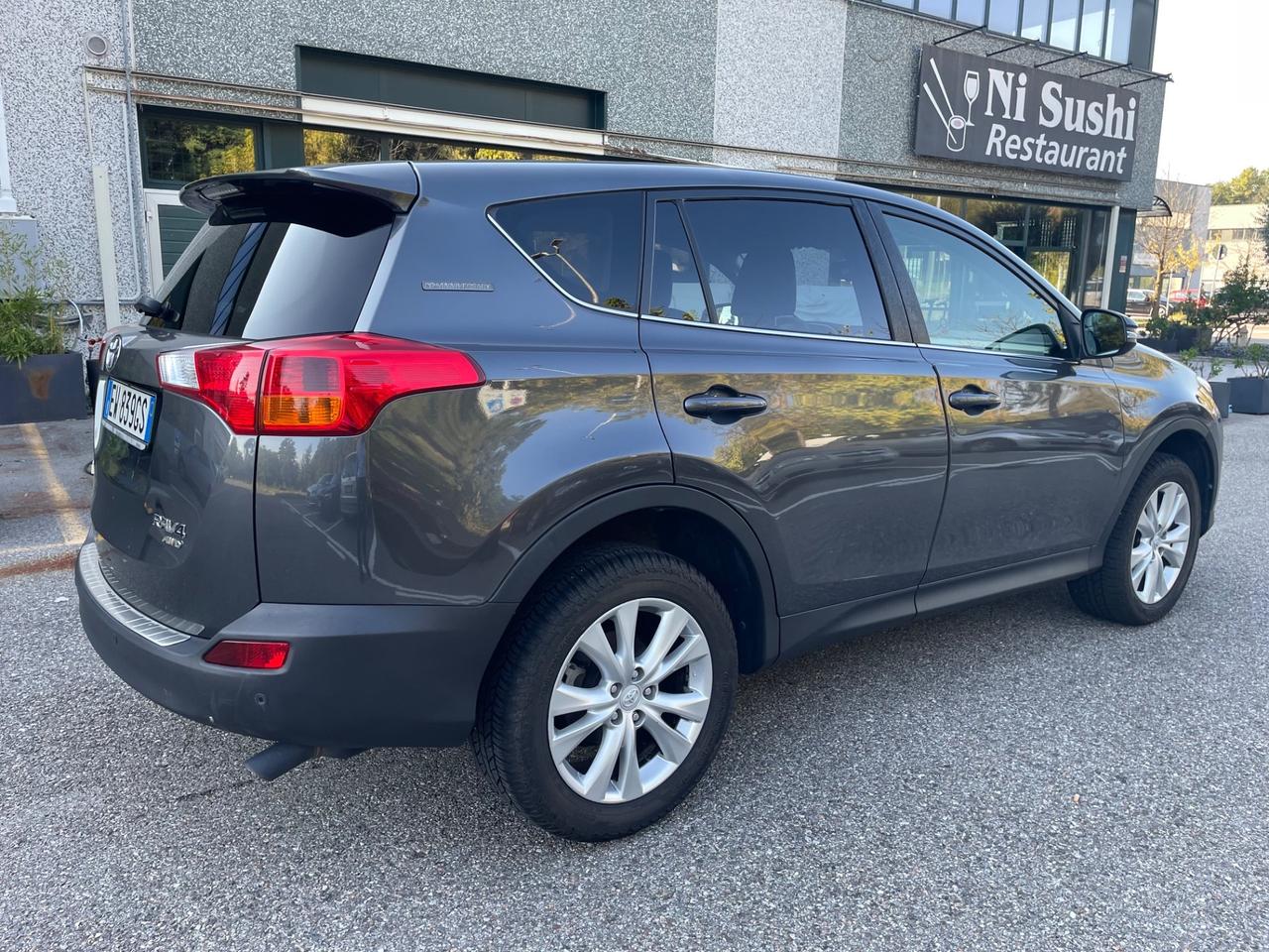 Toyota RAV 4 RAV4 2.2 D-4D 4WD*Navi*Retrocamera*Libro service*