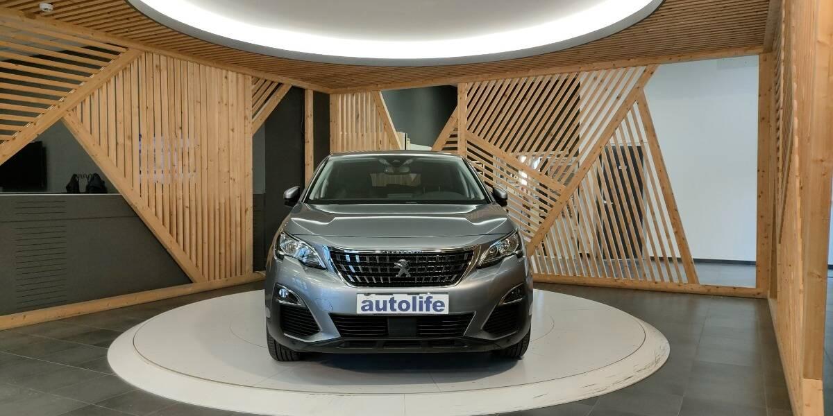 Peugeot 3008 1.5 bluehdi Business s&s 130cv eat8