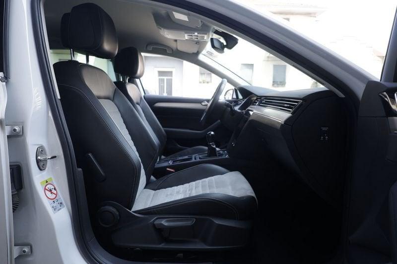Volkswagen Passat Volkswagen Passat Alltrack 2.0 TDI 150 CV 4motion Executive BMT Unicoproprietario
