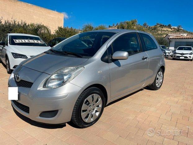 Toyota Yaris "Finanziabile Senza Busta Paga"