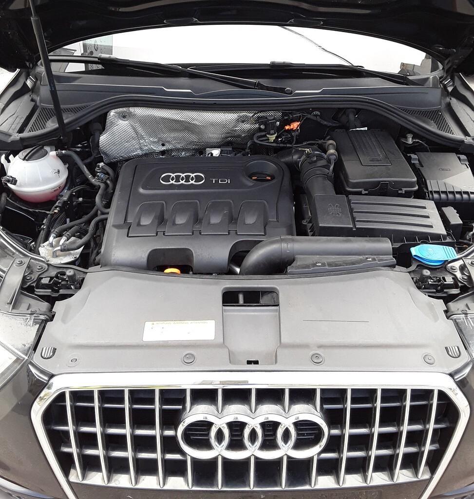 AUDI Q3 2.0 TDI S LINE