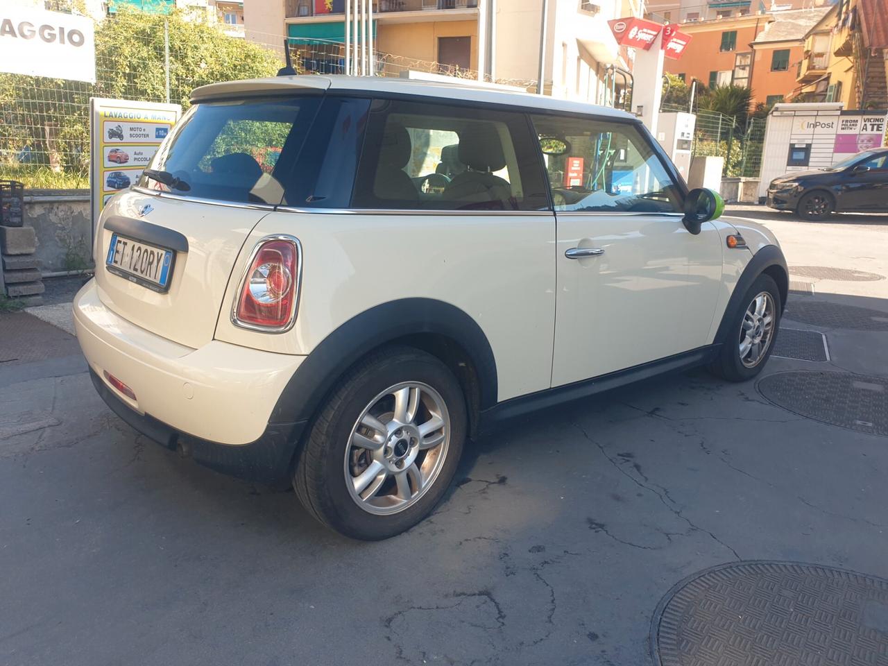 Mini 1.6 16V One (55kW)