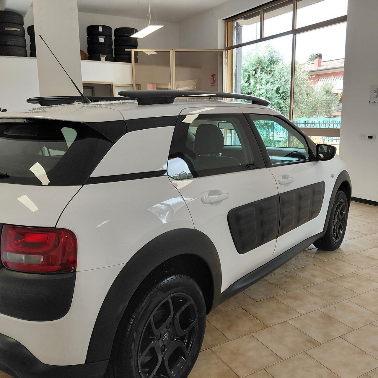 CITROEN C4 CACTUS ANNO 2016 DS 1.6 ADATTA NEOPATENTATI KM 185 MILA