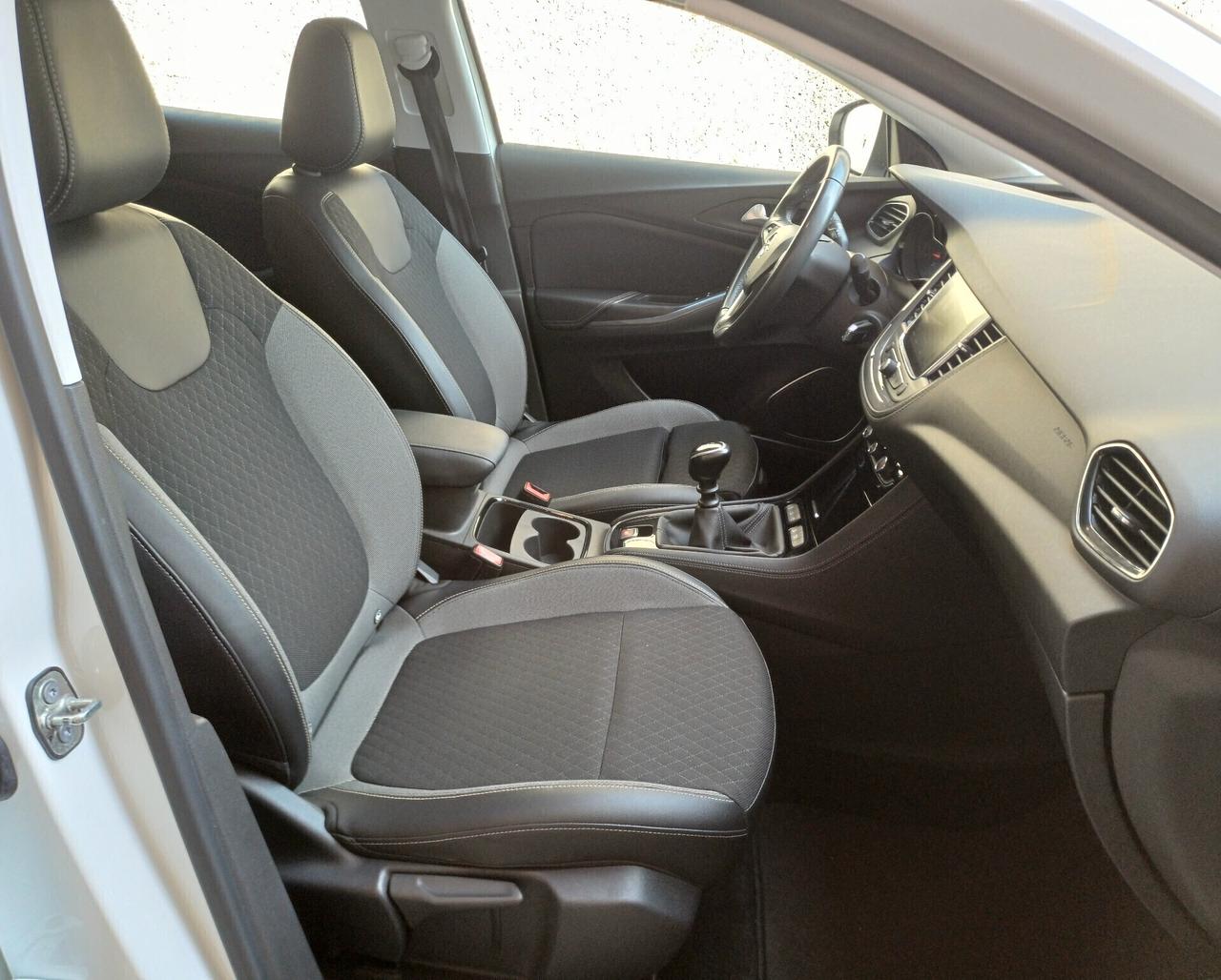 OPEL GRANDLAND X 1.5 DIESEL 130cv BUSINESS EDITION