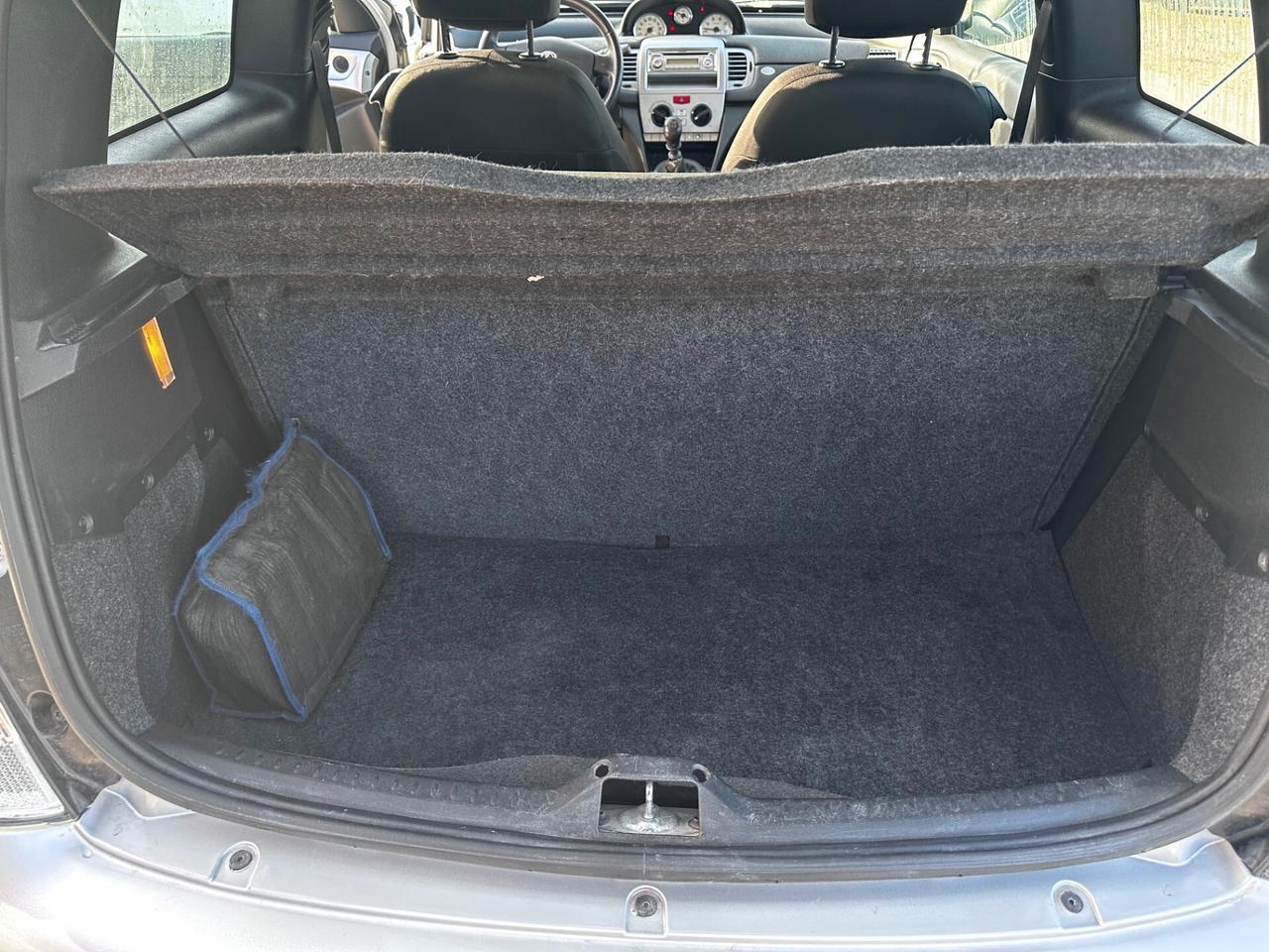 Lancia Ypsilon 1.4 Diva Ecochic GPL