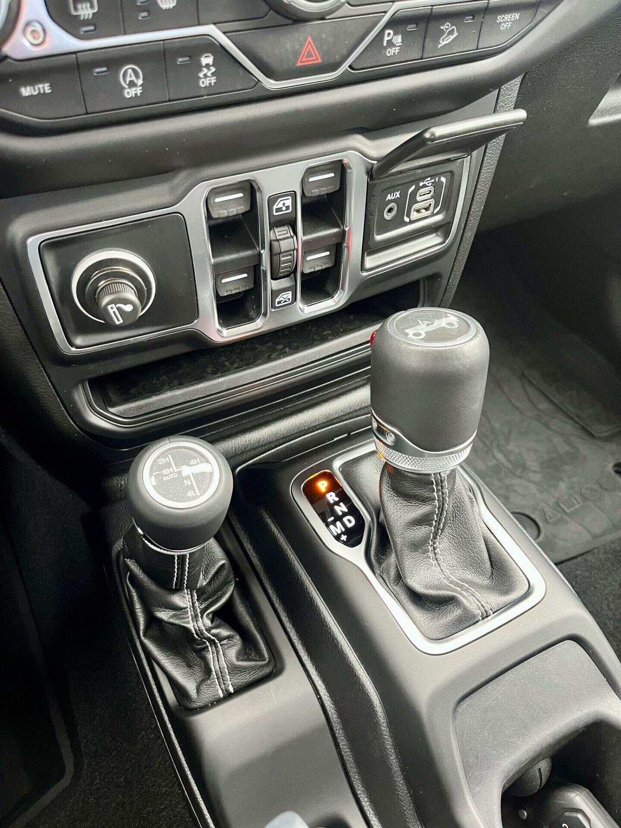 Jeep Wrangler 2.2 Mjt II Sahara