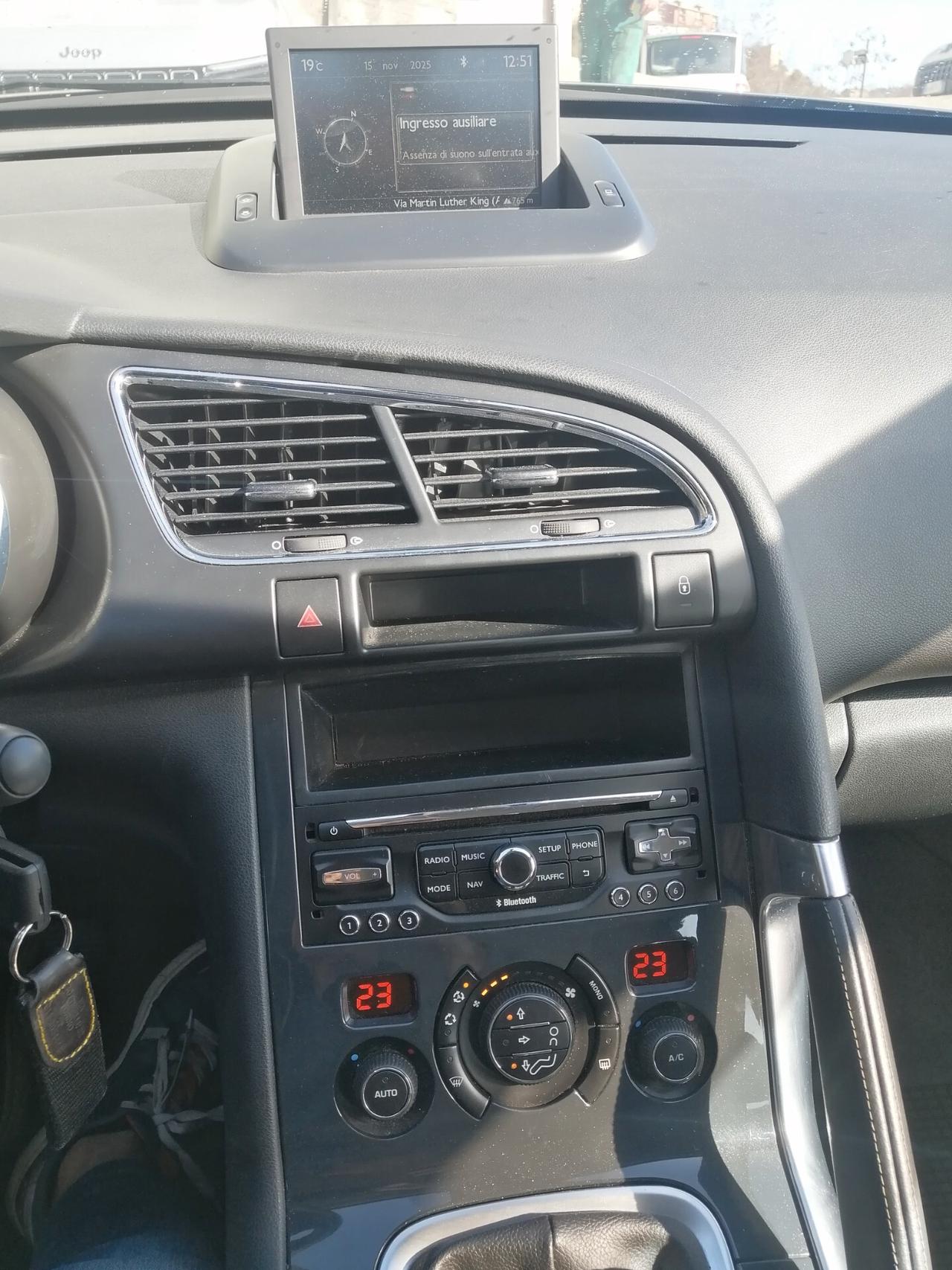 Peugeot 3008 1.6 HDi 115CV Allure