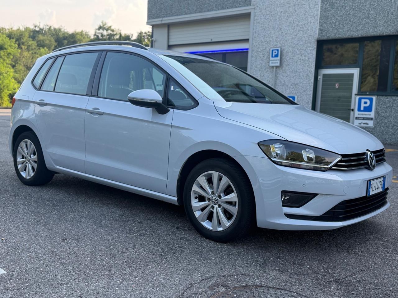 Volkswagen Golf Sportsvan 1.6 TDI 115CV*Automatik*Gancio traino*Neopatentati*